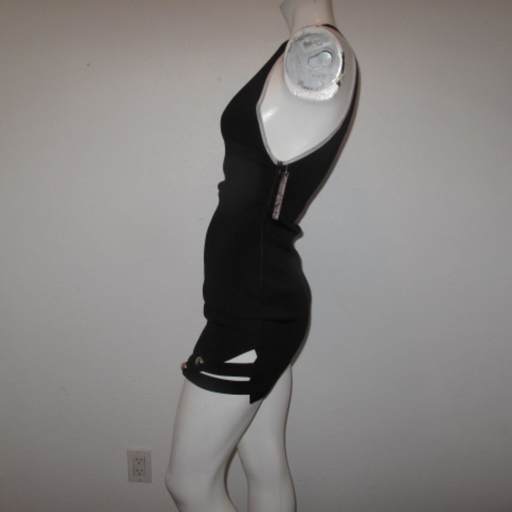 ASILIO-ON-THE-EDGE-DRESS-SLEEVELESS-BLACK - Picture 2 of 7